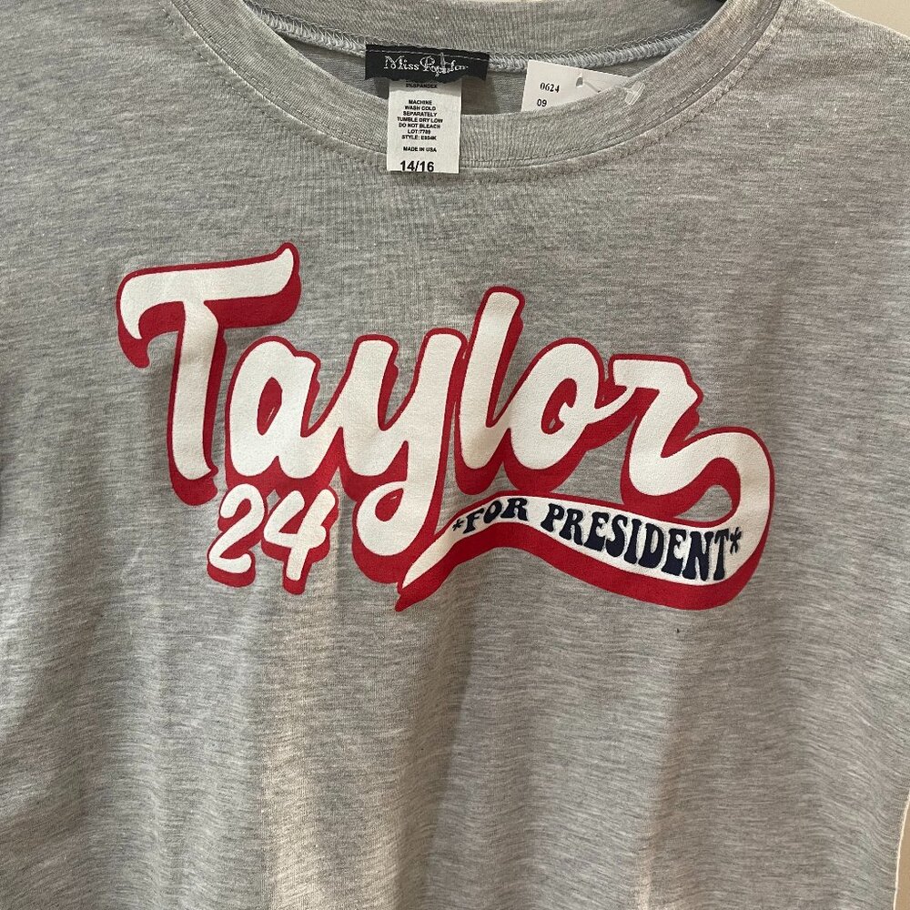 Taylor for President 2024 junior size 14/16 t--shirt NWT